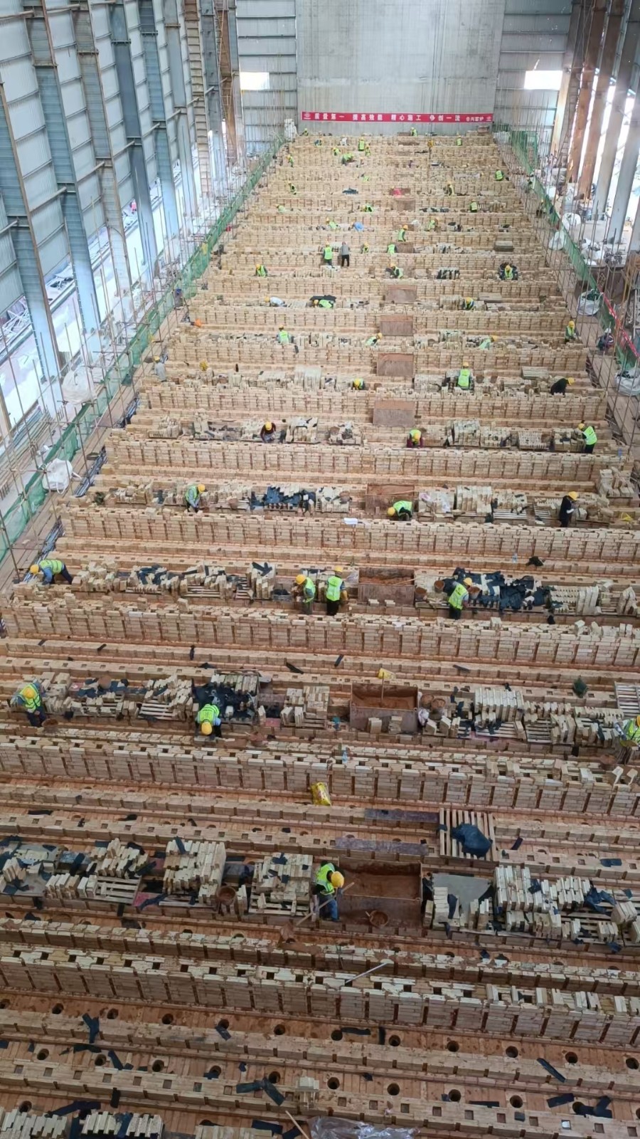 公司承建的兰鑫钢铁集团有限公司120万吨/年焦化项目施工中